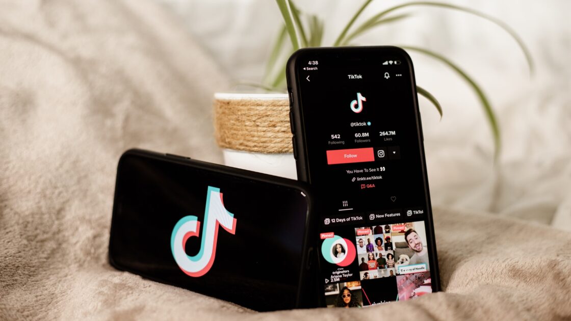 Why Do TikTok Influencers Need Websites